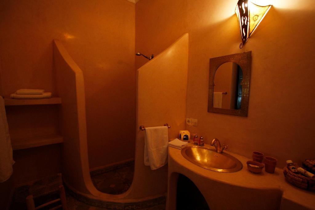 Riad Dar Zampa Marakeş Oda fotoğraf
